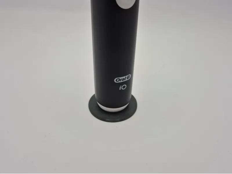 Oral-B iO Toothbrush Stand (Series 3–6)