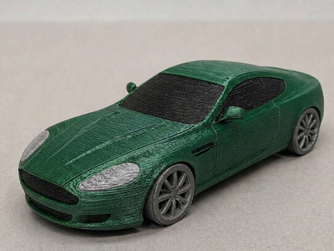 Aston Martin DB9 