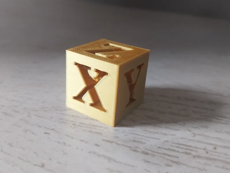 XYZ calibration cube