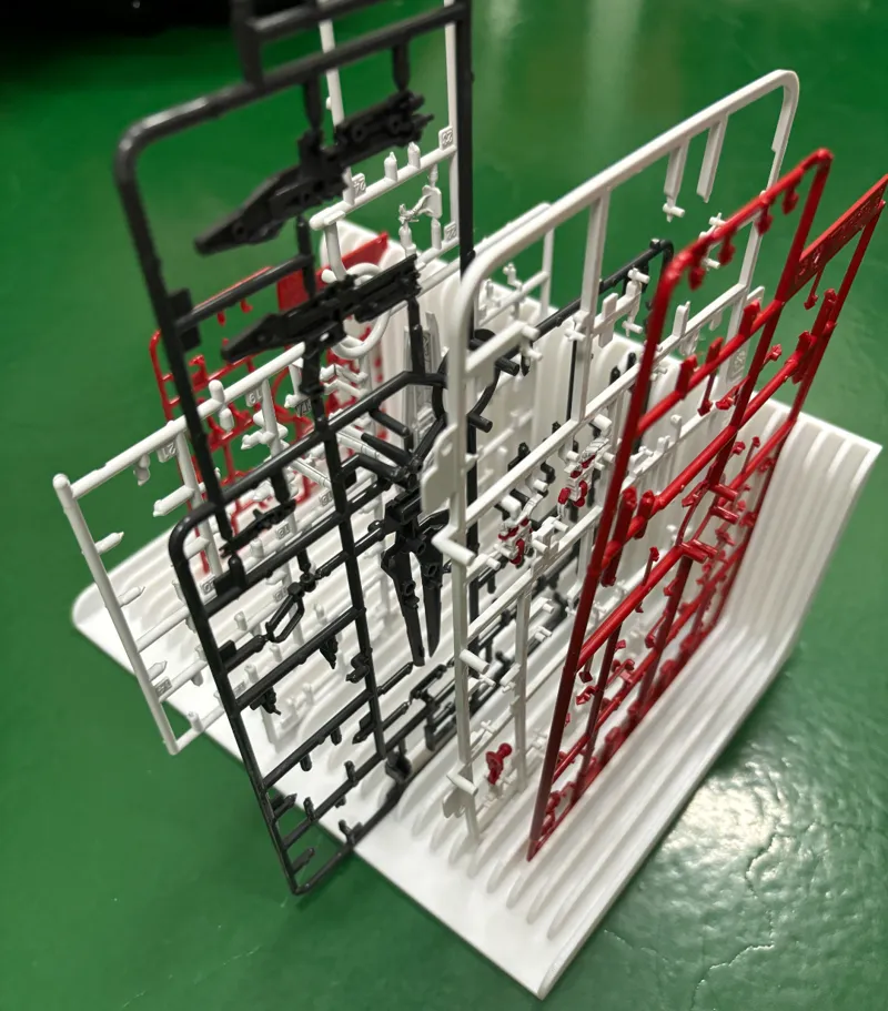 Model frame shelf