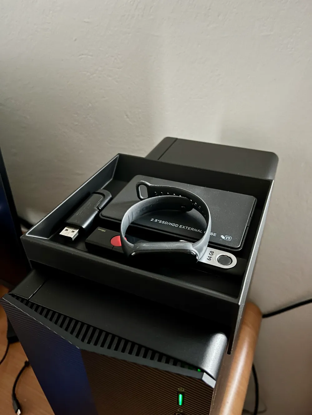 PC case tray (scalable to any case) - Free 3D Print Model - MakerWorld