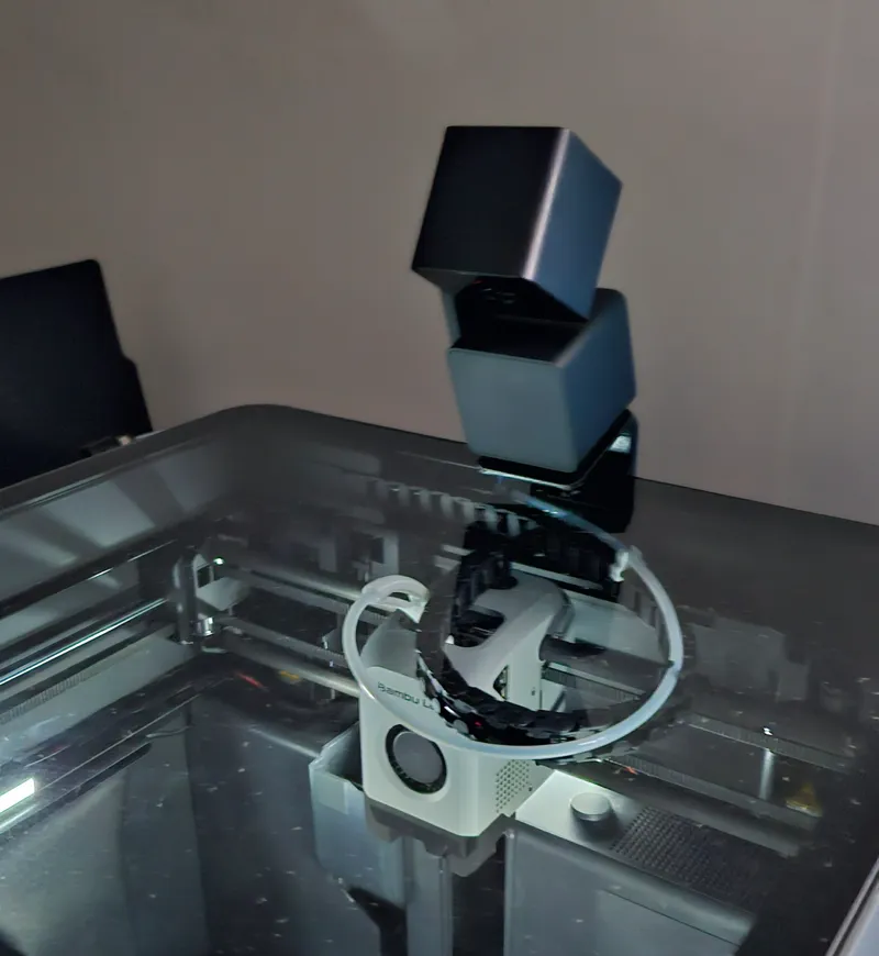 wyze pan magnet holder
