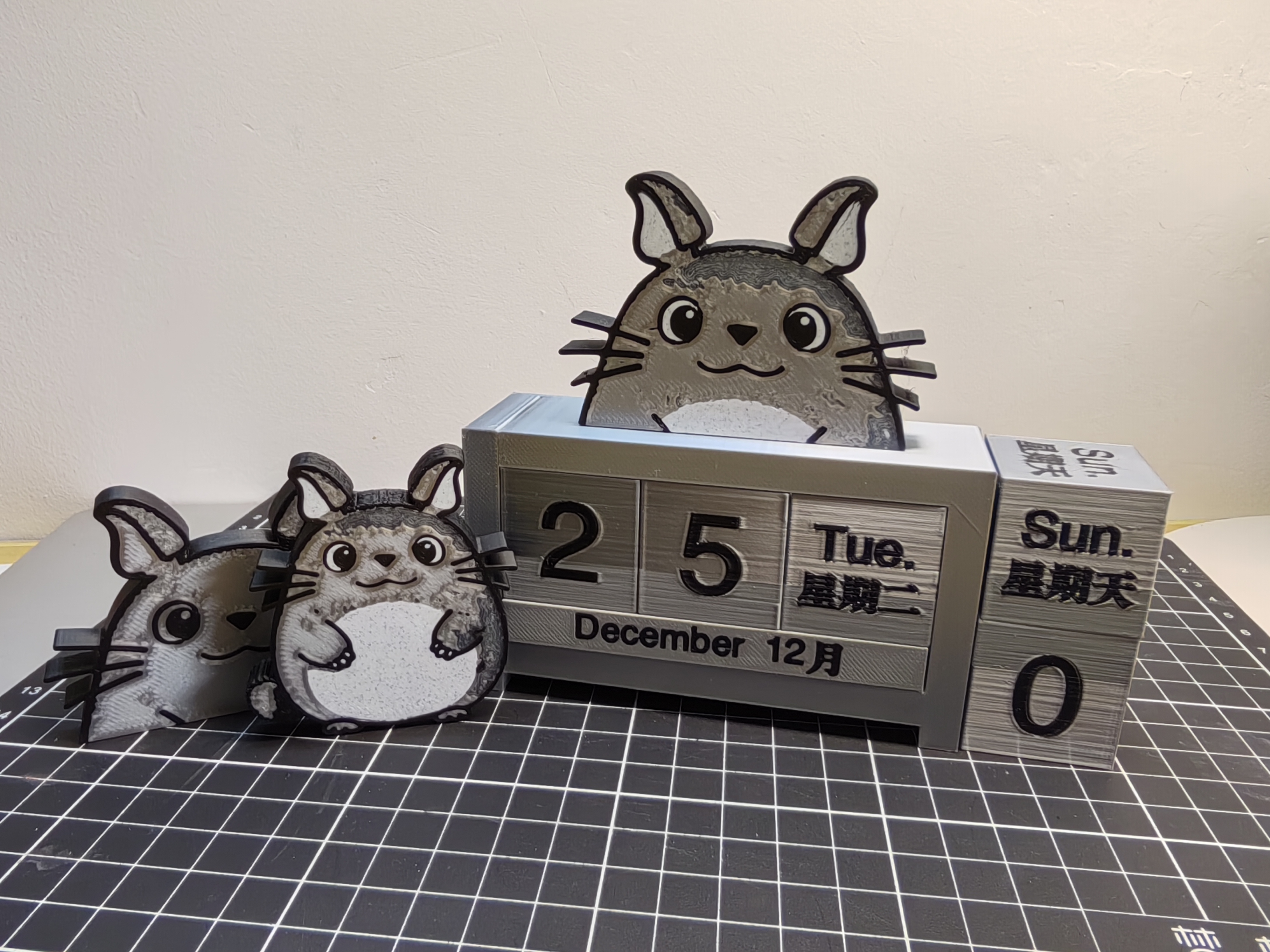 Miniatura 2 do modelo 3D 龙猫日期摆件