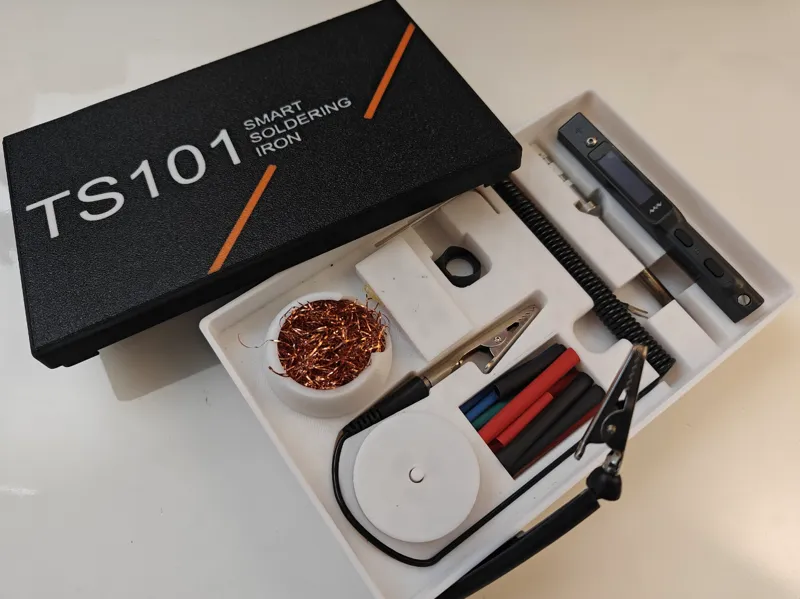 Portable Soldering Station TS101