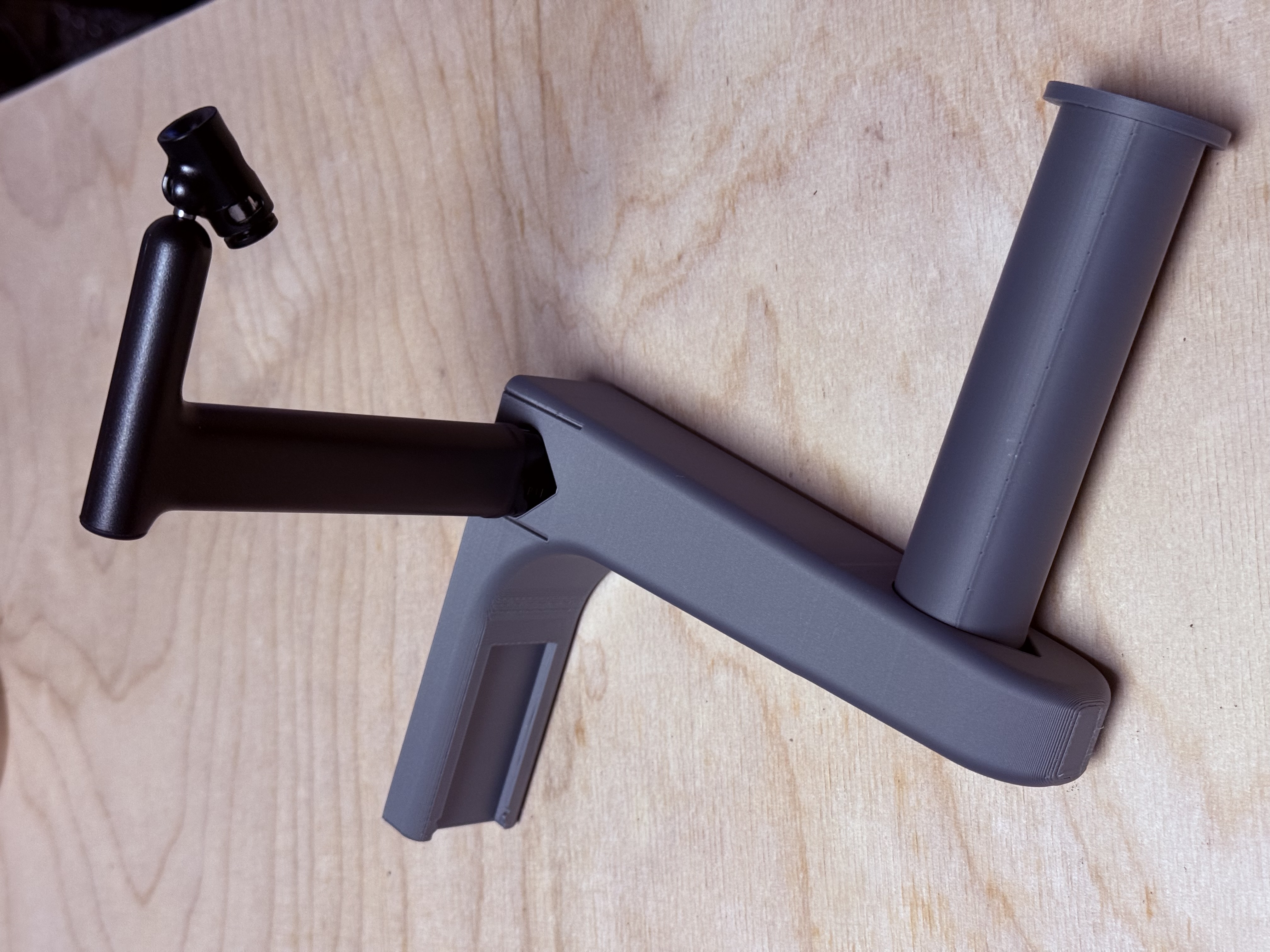 Miniatura 2 do modelo 3D Offset spool holder for P2S