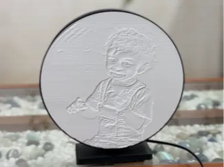 Round Lithoframe with Stand!