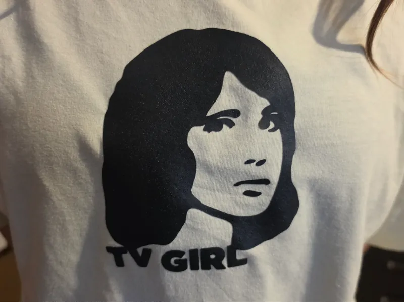 TV Girl Logo: T-Shirt Heat Transfer (113x136mm)