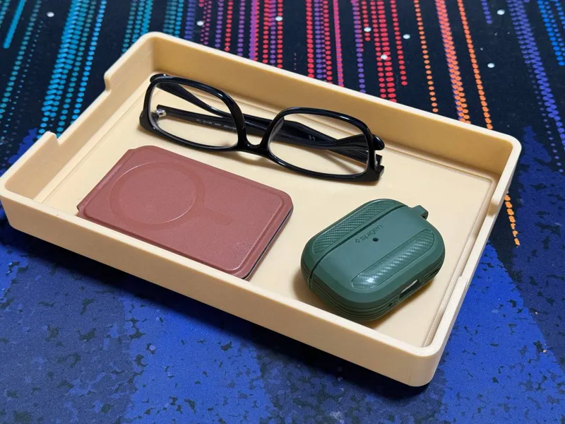 Simple Tray - catch-all, drinks, etc.
