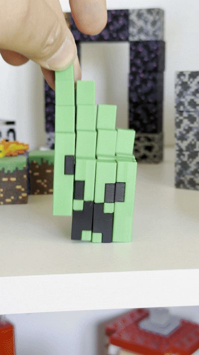 Twisty Minecraft Creeper (AMS & NoAMS)