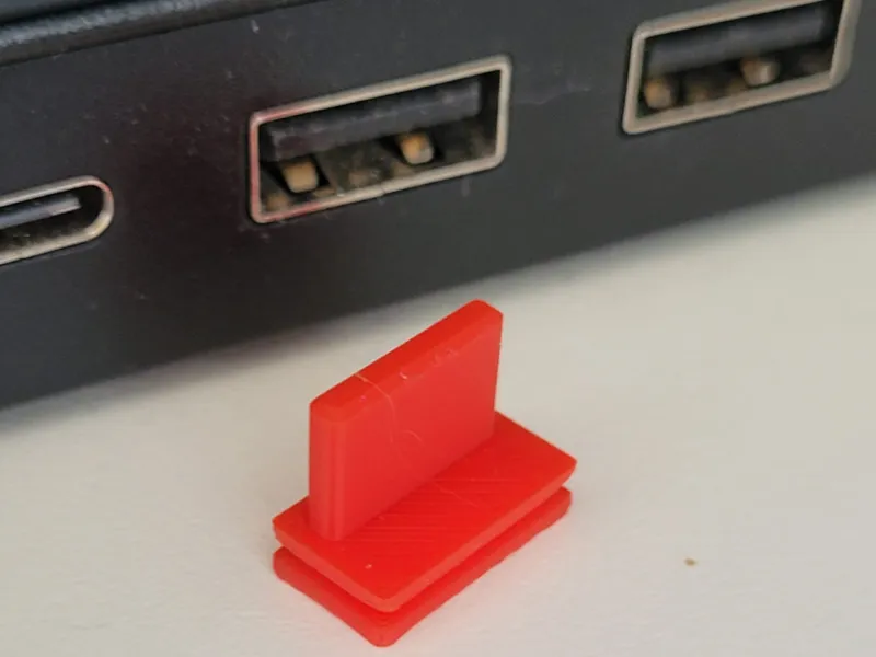 USB-A Staubschutzstecker - einfach druckbar