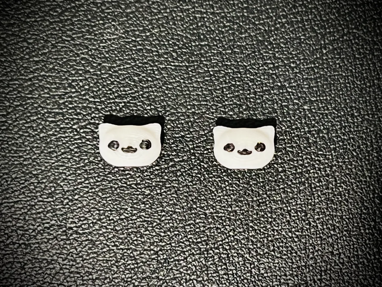 Magnetic Cat Earrings view 2