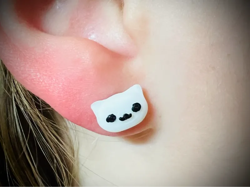 Magnetic Cat Earrings