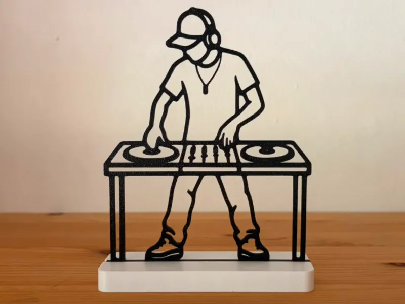 DJ