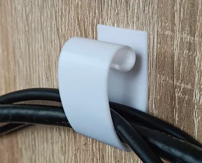 cable management for desk 0.2 cabel holder