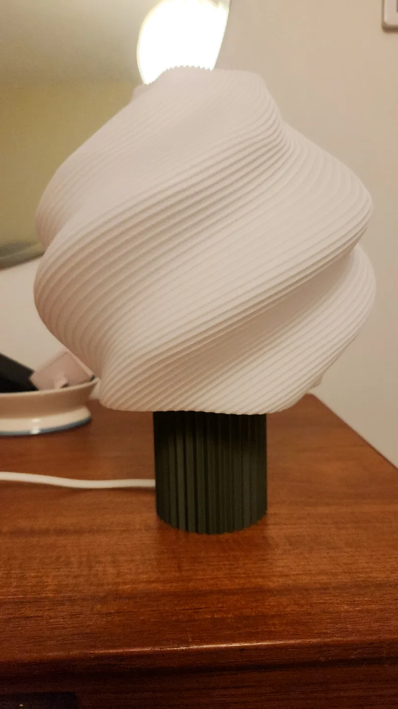The Swirl lamp E27 view 3