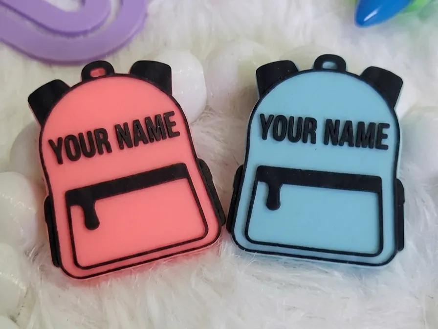 Modelo para impresión 3D: Identificador de Bolsos / Morrales Personalizable. Referencia del modelo original.