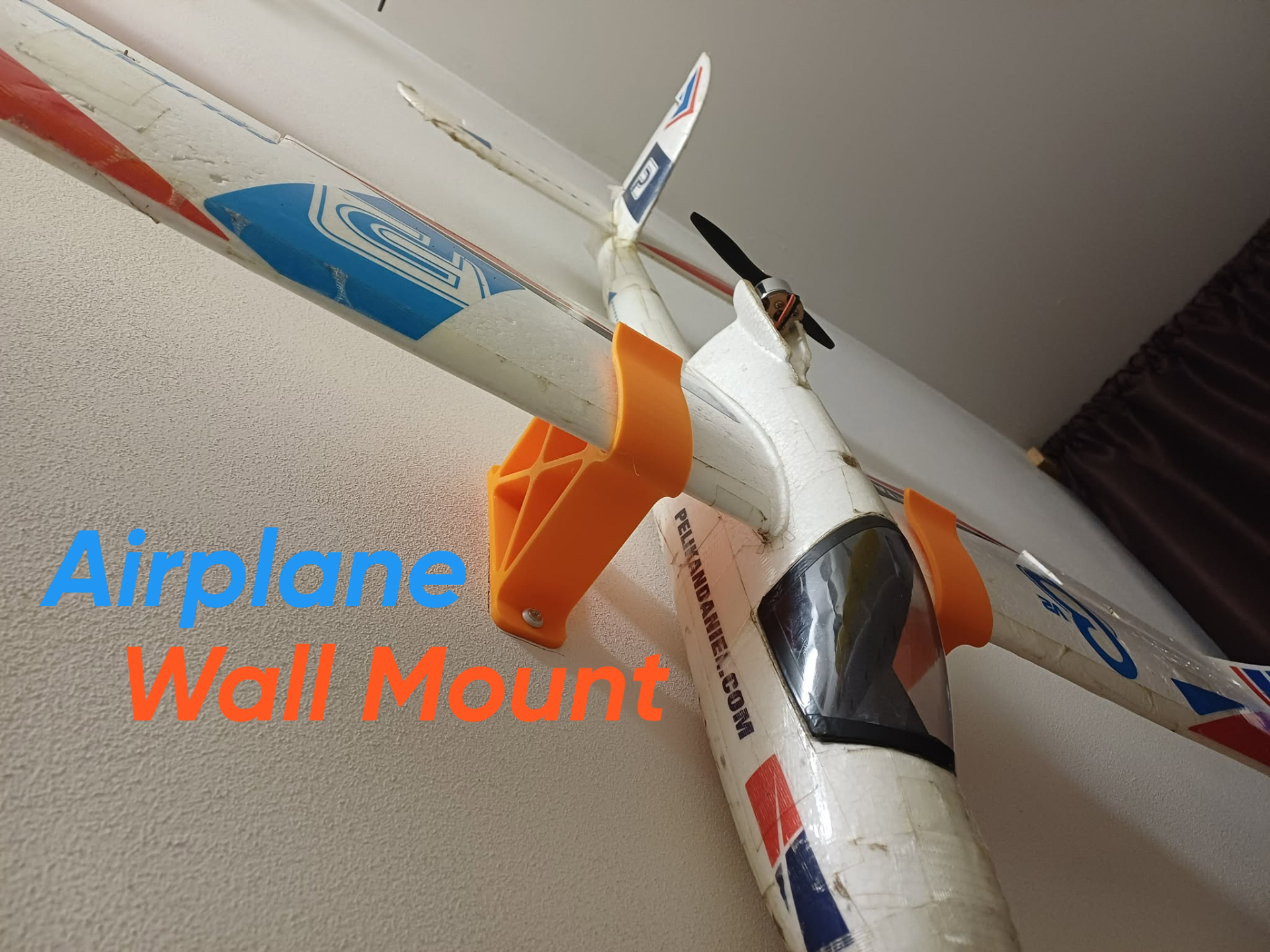 RC Airplane wall mount