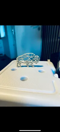 Bison / Buffle géométrique low poly — photo 2