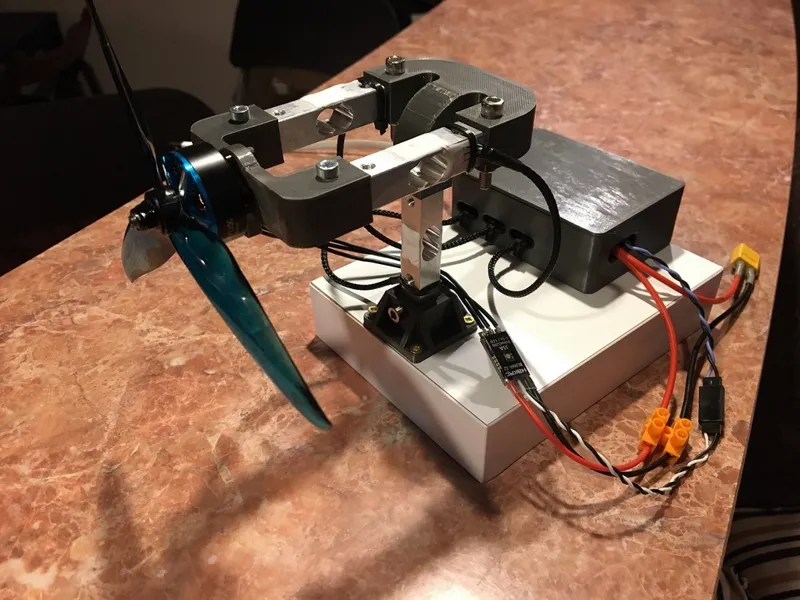 Micro UAV Propeller Dyno