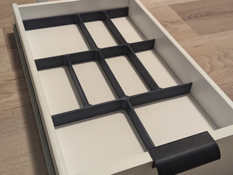 IKEA KNOXHULT simple modular organizer