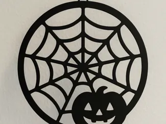 Halloween Spinnennetz mit Kürbis – Hängedeko