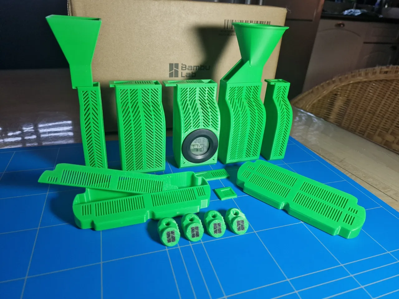 AMS Dry Pods Wide, Narrow, Hygro Trays & Funnel V3 view 3