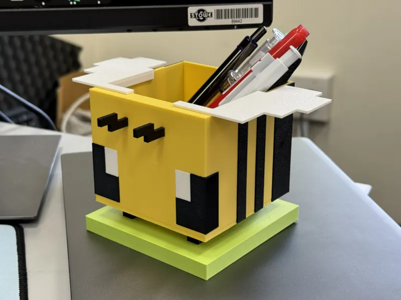 Minecraft Bee Pen Holder