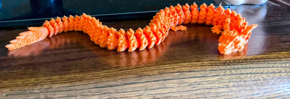 Dekorative Drachenfigur, besonderes Design, Ornament, Sammlerstück, Geschenk