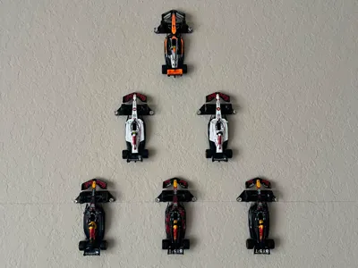 F1 Car mounts for Bburago 1:43 model