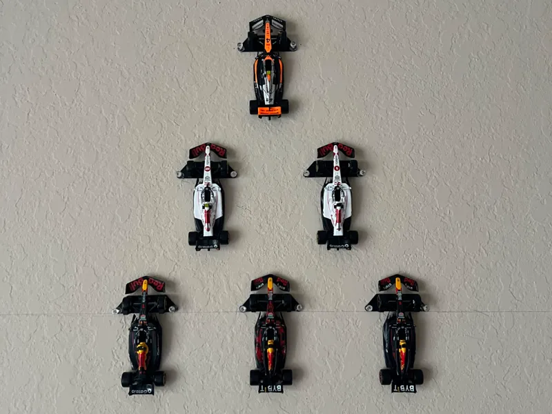 F1 Car mounts for Bburago 1:43 model