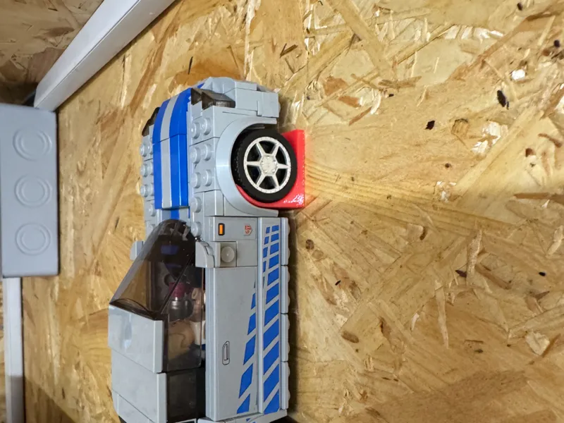 LEG0 Speed Champions Wall Mount