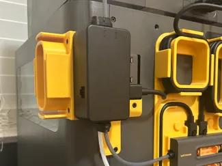 Mounted Vertical Filament Switch+Cable Management
