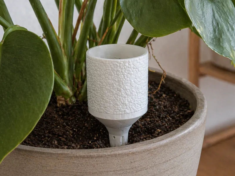 HydroSpike – Insert Planter with Watering Function