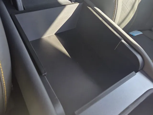 BYD Atto 3 evo Armrest Box ( YUAN PLUS)