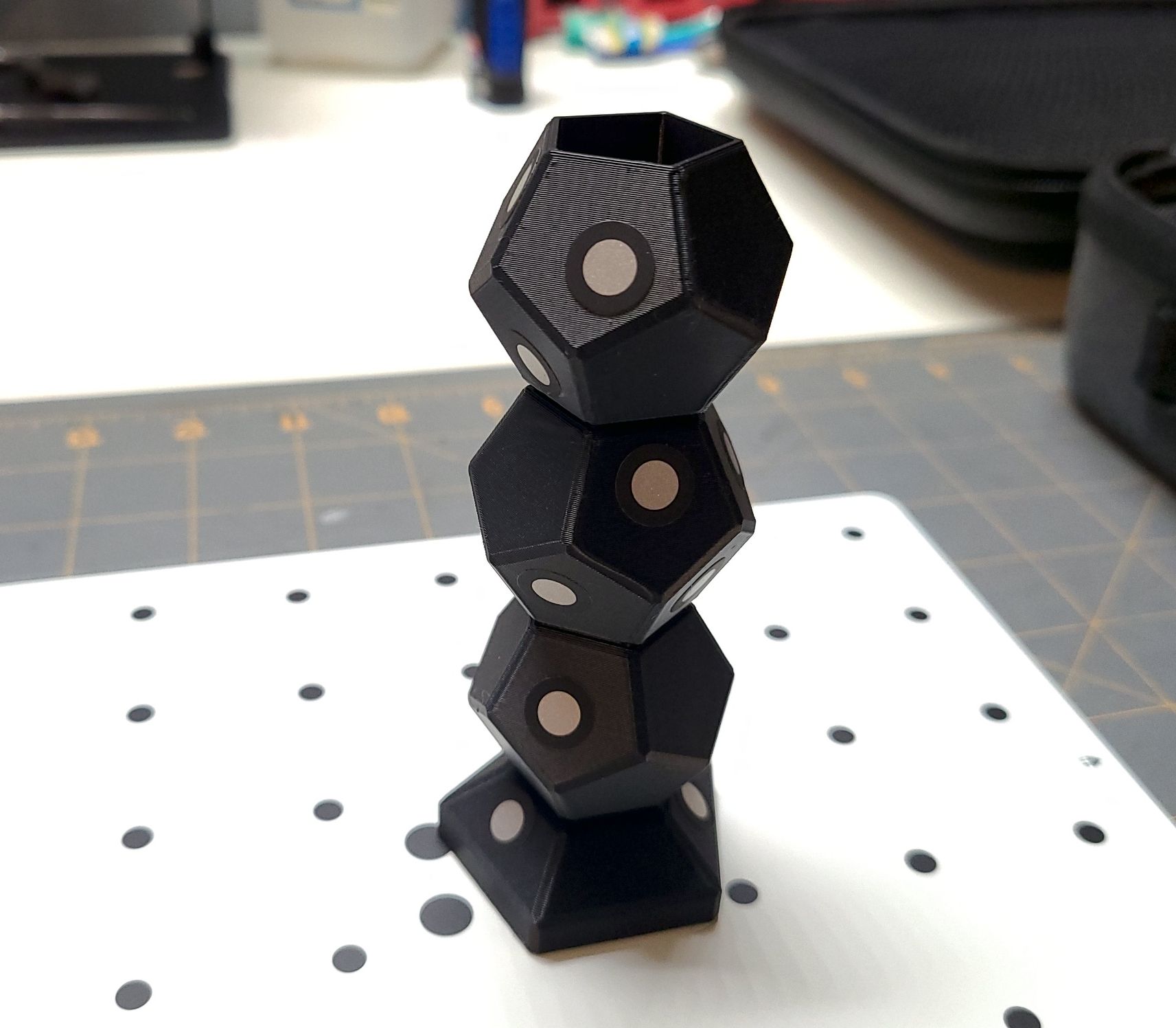 Miniatura 2 do modelo 3D Stackable 3D Scanner Marker Towers