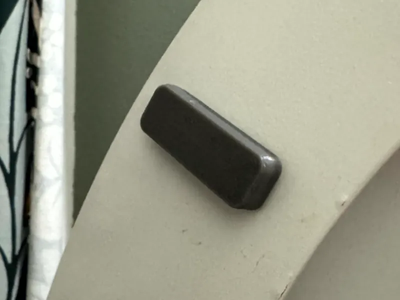 Toilet seat bumper