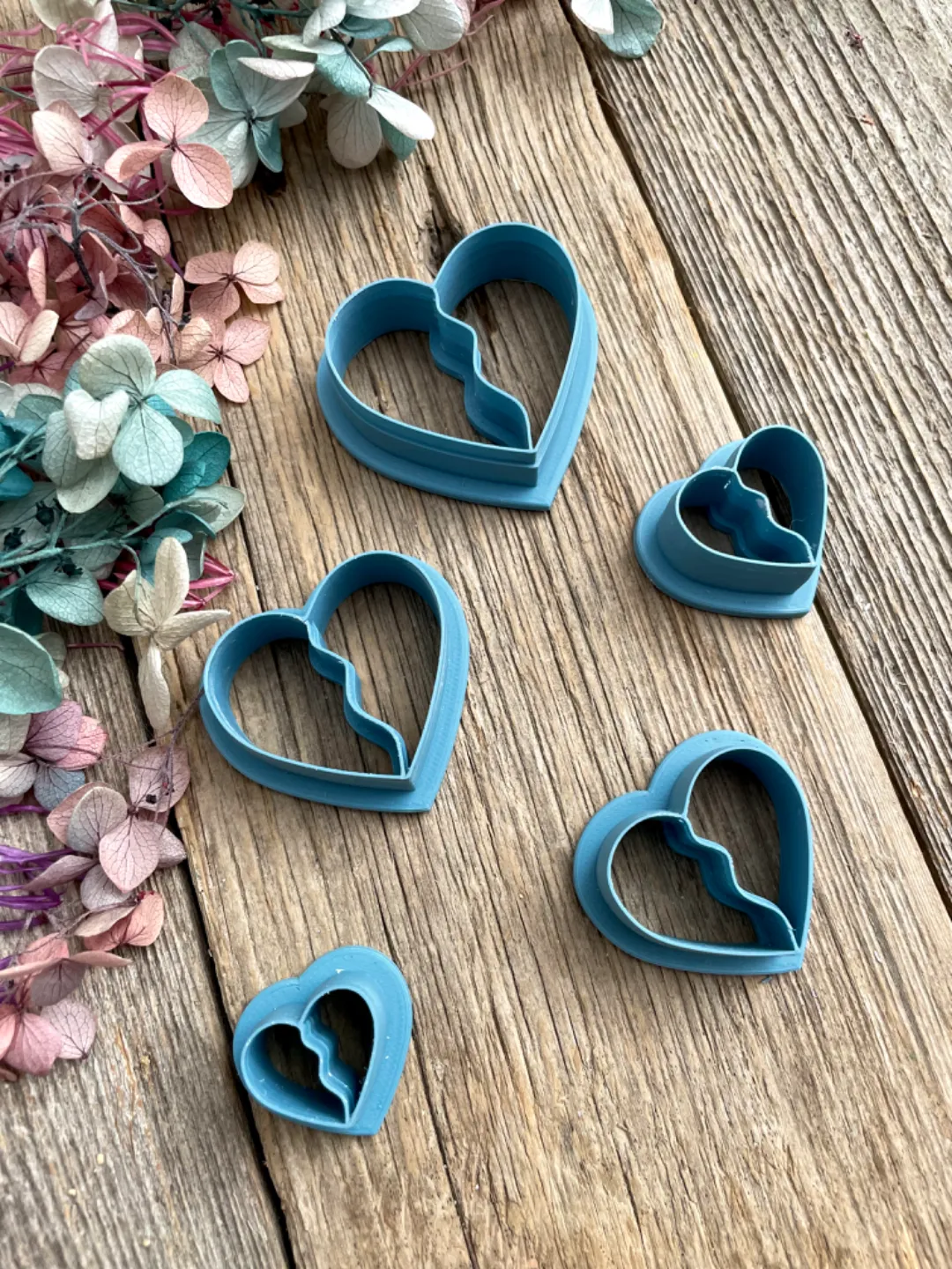 Best Friends Forever Heart Necklace Earring Cutter view 3