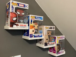Ekspozytor na figurki funko pop wieszak na figurki