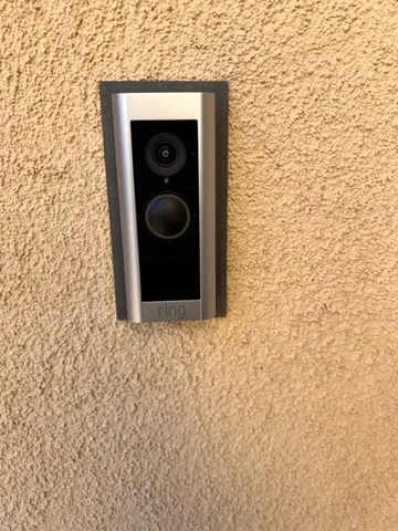 Ring Doorbell Pro 2 mount flat backplate to cover up existing doorbell holes
