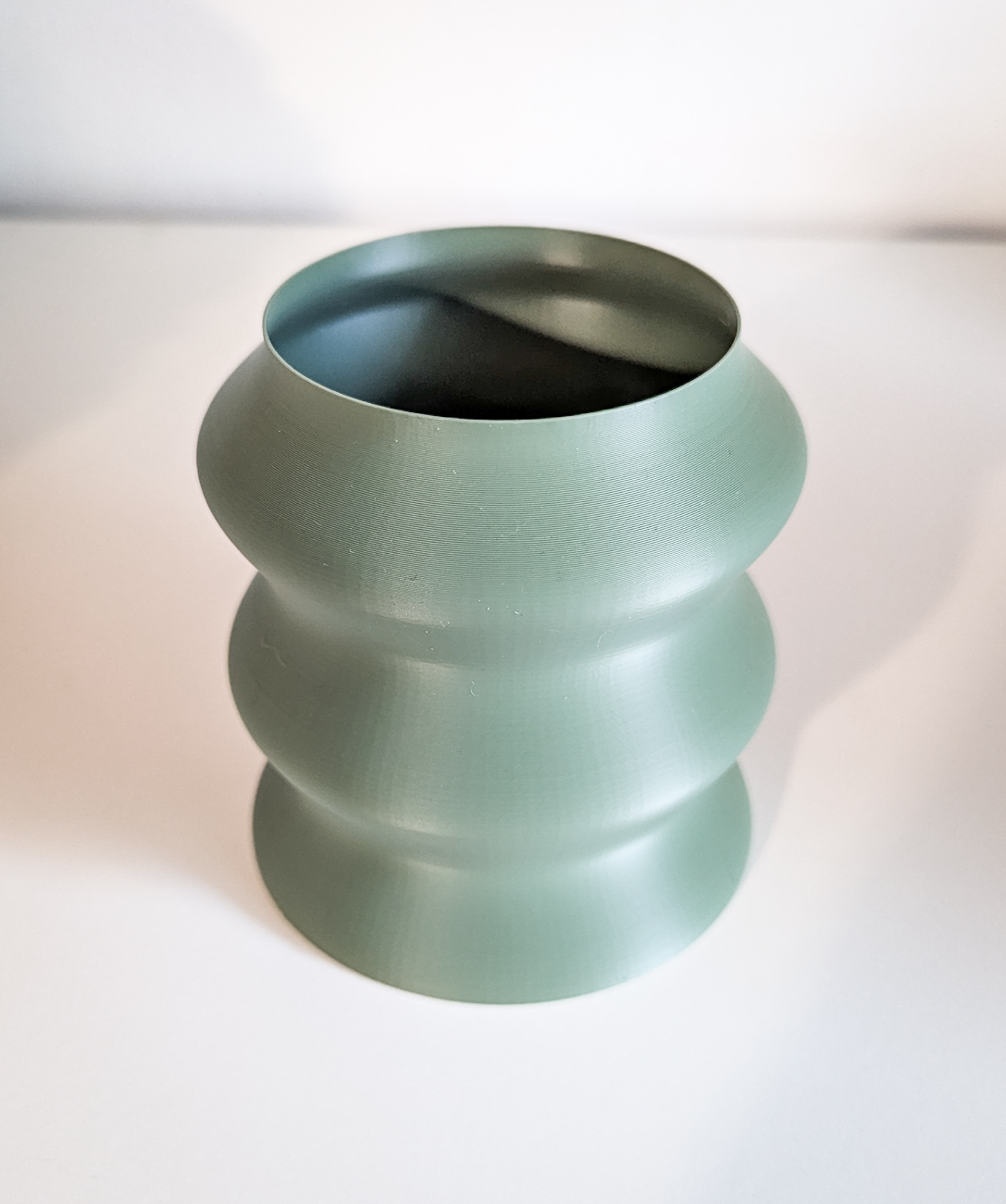 Miniatura 4 do modelo 3D Medusa Table Lamp