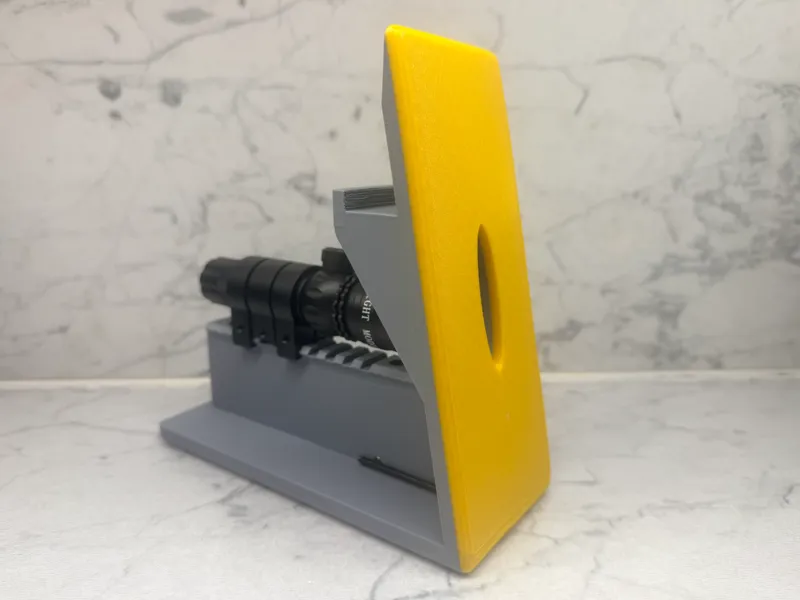 Curling practice head with laser