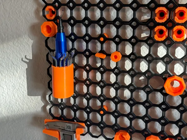 https://makerworld.bblmw.com/makerworld/model/USba5f1eeb52d923/design/2024-01-06_9a0fb8016dbab.jpeg