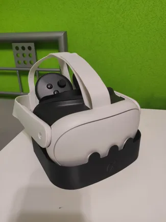 Meta Quest 3 privacy + controller stand (clean)