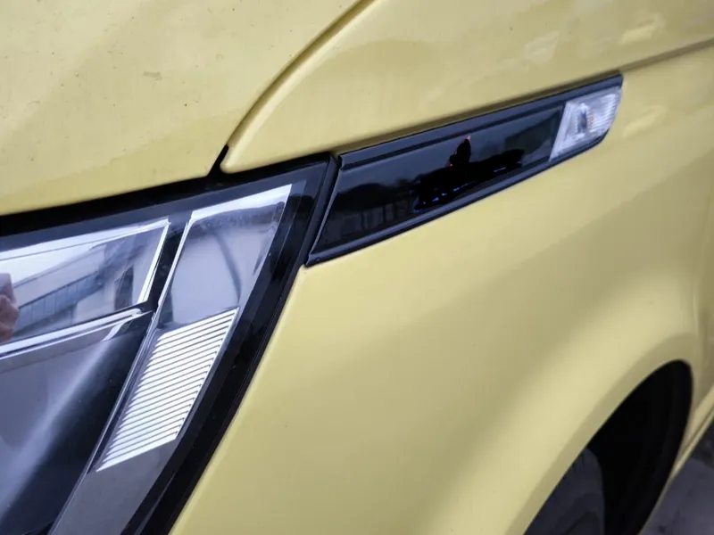 T6.1 Zierleiste Blinker