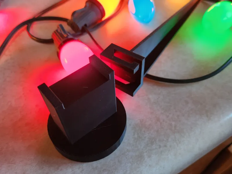 C9/C7 Christmas light stake tool