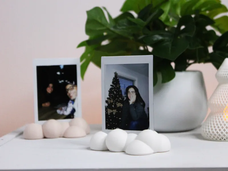 Cloud-Shaped Frame Stand for Mini Instant Photos