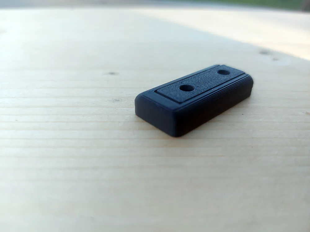 Universal Wall Mount - Slim version - Free 3D Print Model - MakerWorld