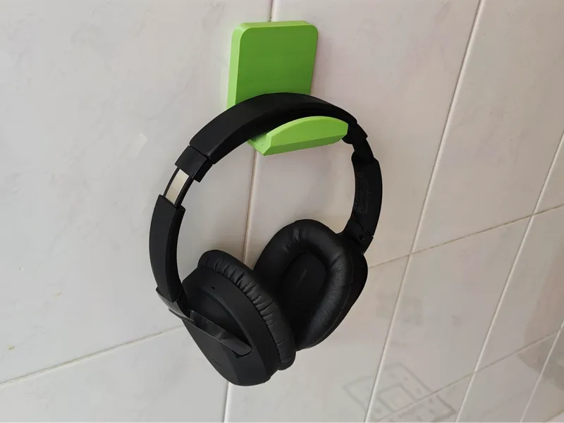 wall headphone holder