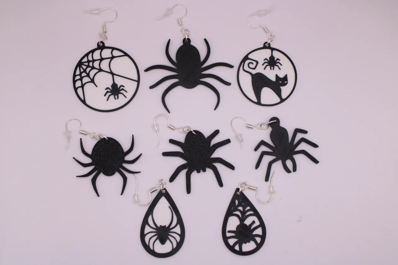 Halloween Earrings pt 15 - Spiders view 2