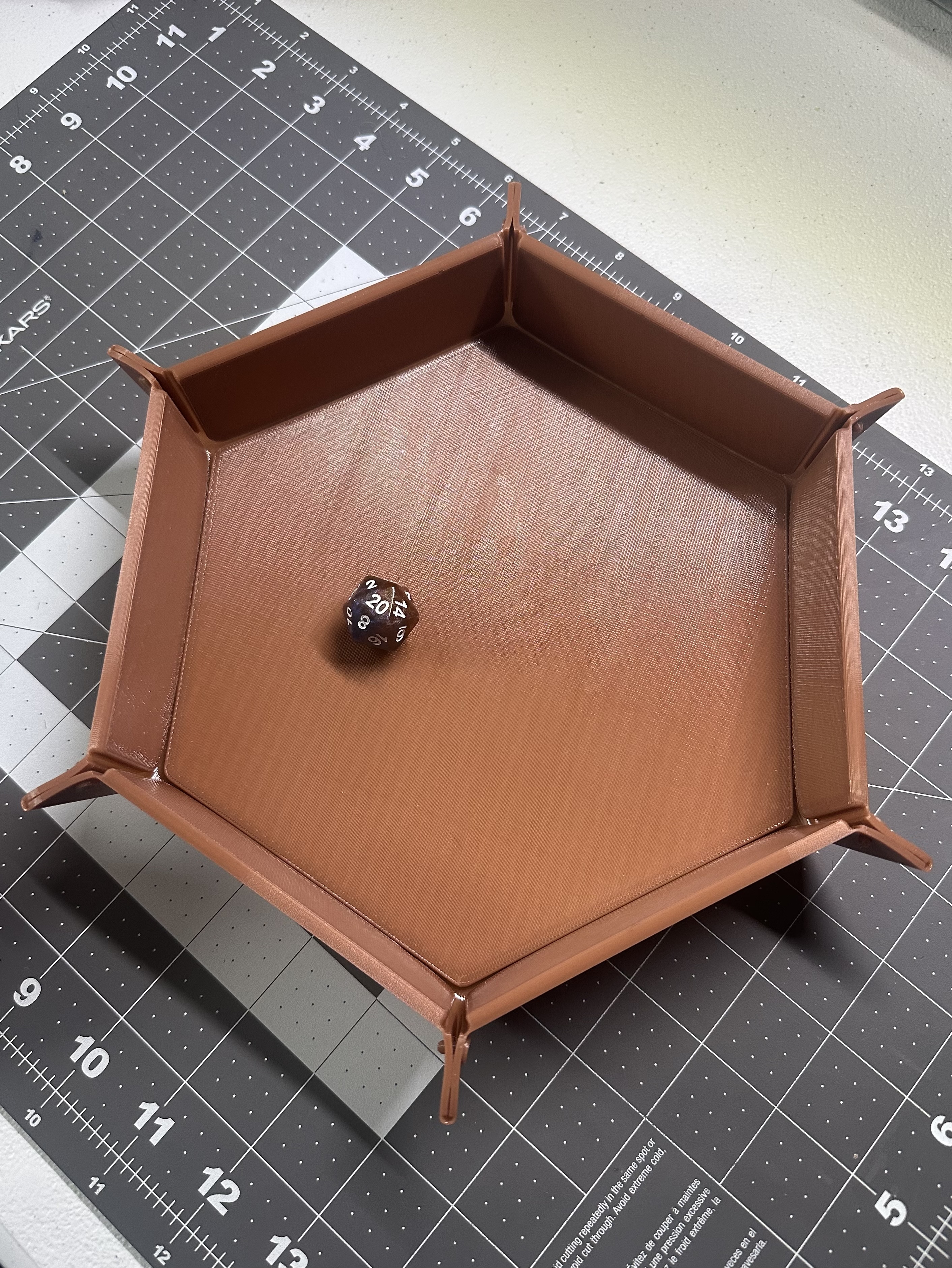 Miniatura 2 do modelo 3D Hexagonal Folding Dice Tray TPU